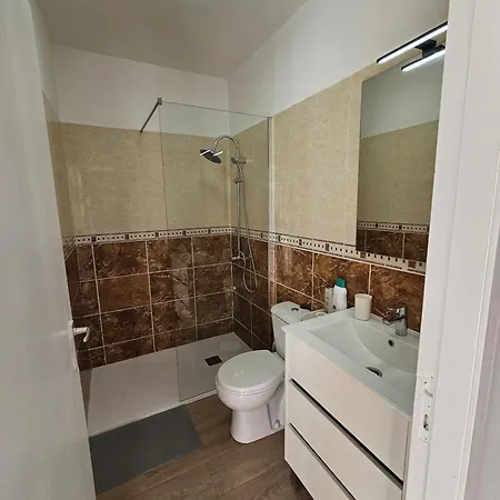 Everything Need Right Here Lägenhet